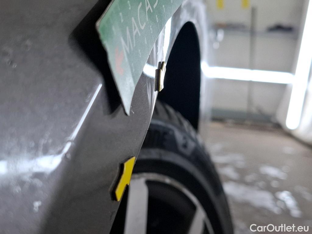  Audi  A4  Avant 35 TDI Avus 2.0 TDI 165CV BVA7 E6d #87