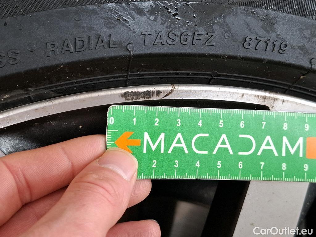  Audi  A4  Avant 35 TDI Avus 2.0 TDI 165CV BVA7 E6d #71