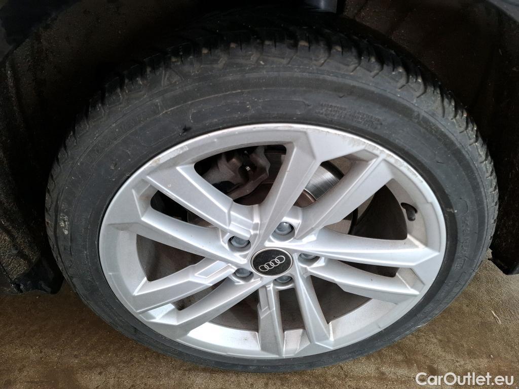  Audi  A3 AUDI  Berline / 2020 / 4P / Berline 30 TFSI MHEV S Tronic 110 Business Line #17