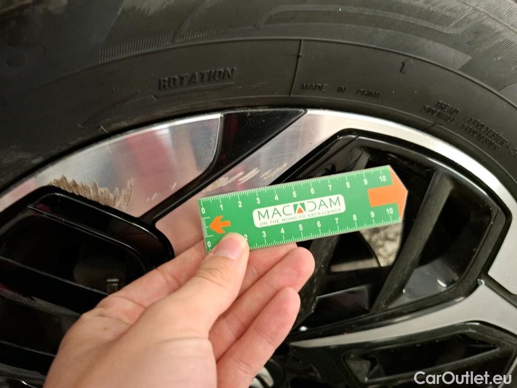  Citroen  C4  Berline Shine 1.5 BlueHDI 130CV BVA8 6E #7