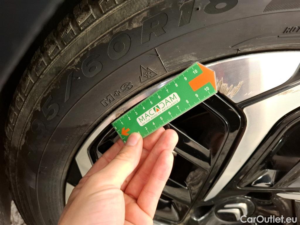  Citroen  C4  Berline Shine 1.5 BlueHDI 130CV BVA8 6E #8