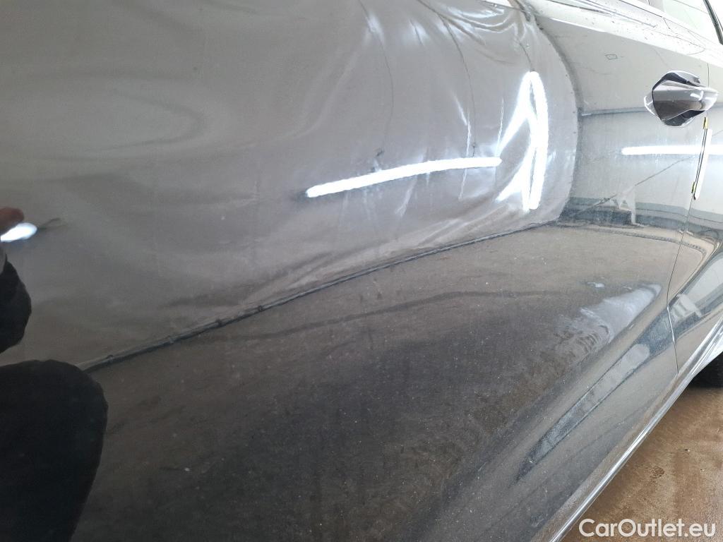  Audi  A3 AUDI  Berline / 2020 / 4P / Berline 30 TFSI MHEV S Tronic 110 Business Line #1