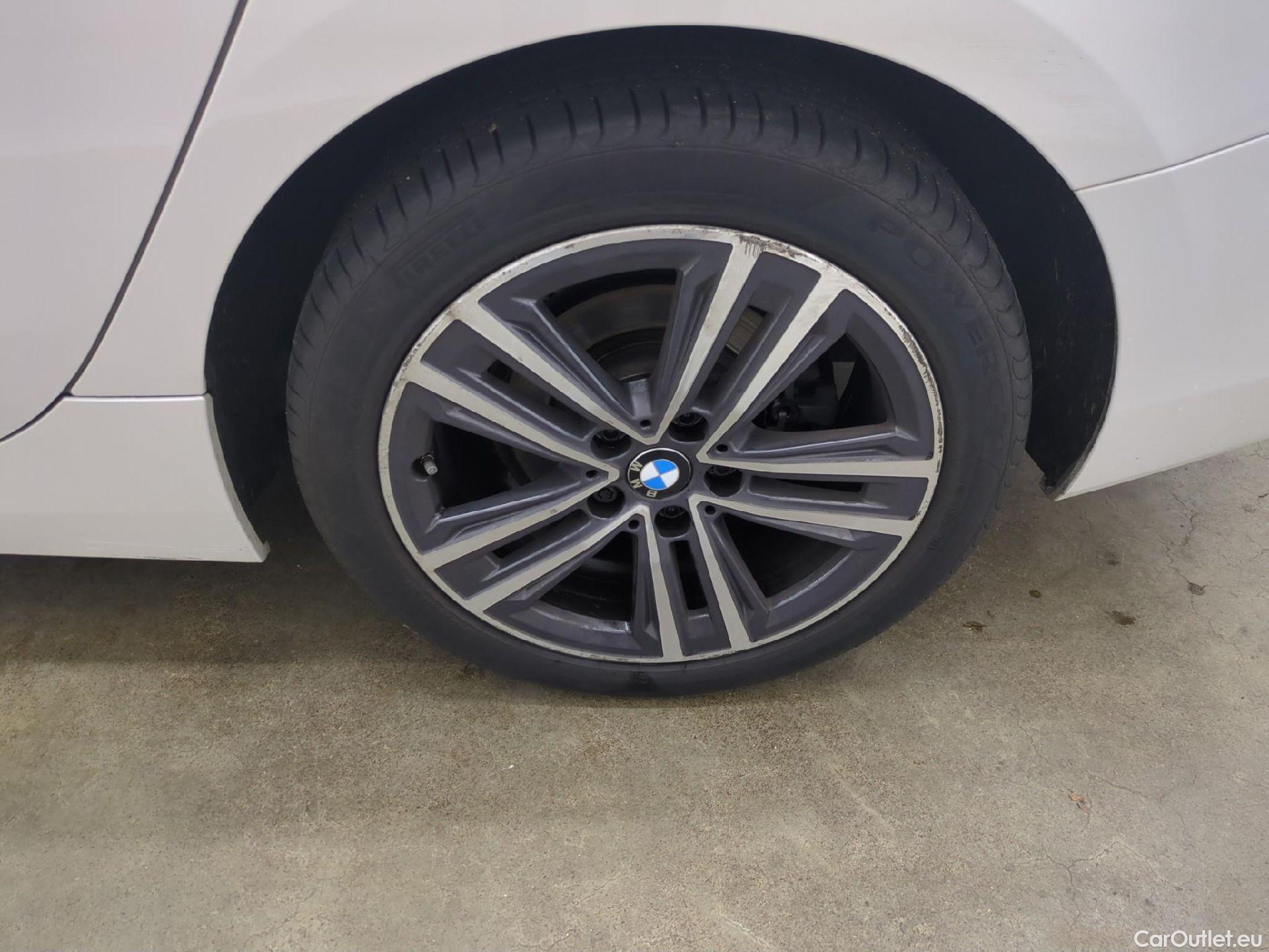  Bmw  Serie 2 BMW Série 2 Gran Coupé / 2019 / 4P / Berline 218D AUTO Business Design #16