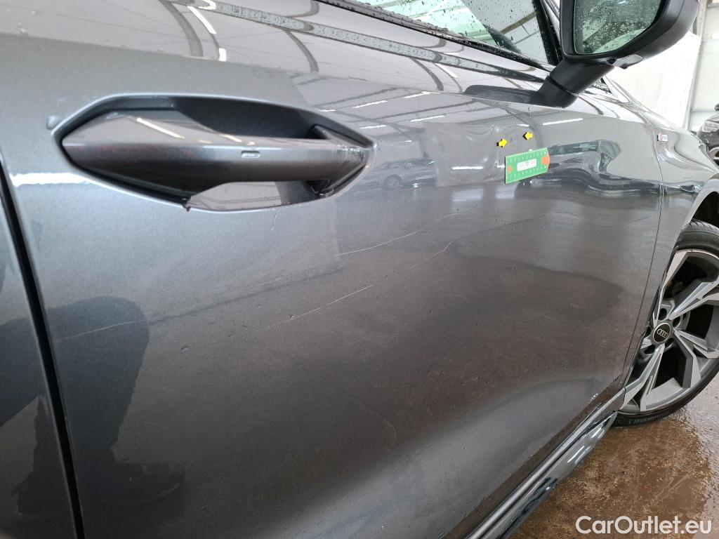  Audi  A3 AUDI  Berline / 2020 / 4P / Berline 35 TFSI 150 MHEV S Tronic S Line #11