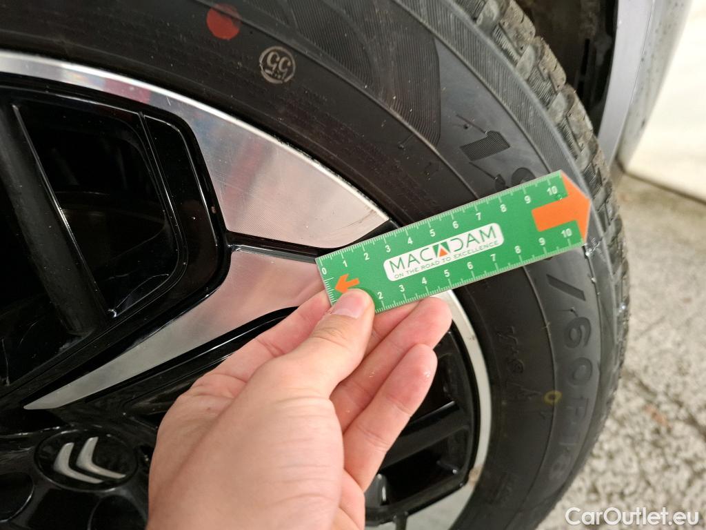  Citroen  C4  Berline Shine 1.5 BlueHDI 130CV BVA8 6E #15