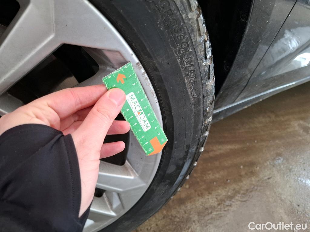  Audi  A3 AUDI  Berline / 2020 / 4P / Berline 30 TFSI MHEV S Tronic 110 Business Line #15