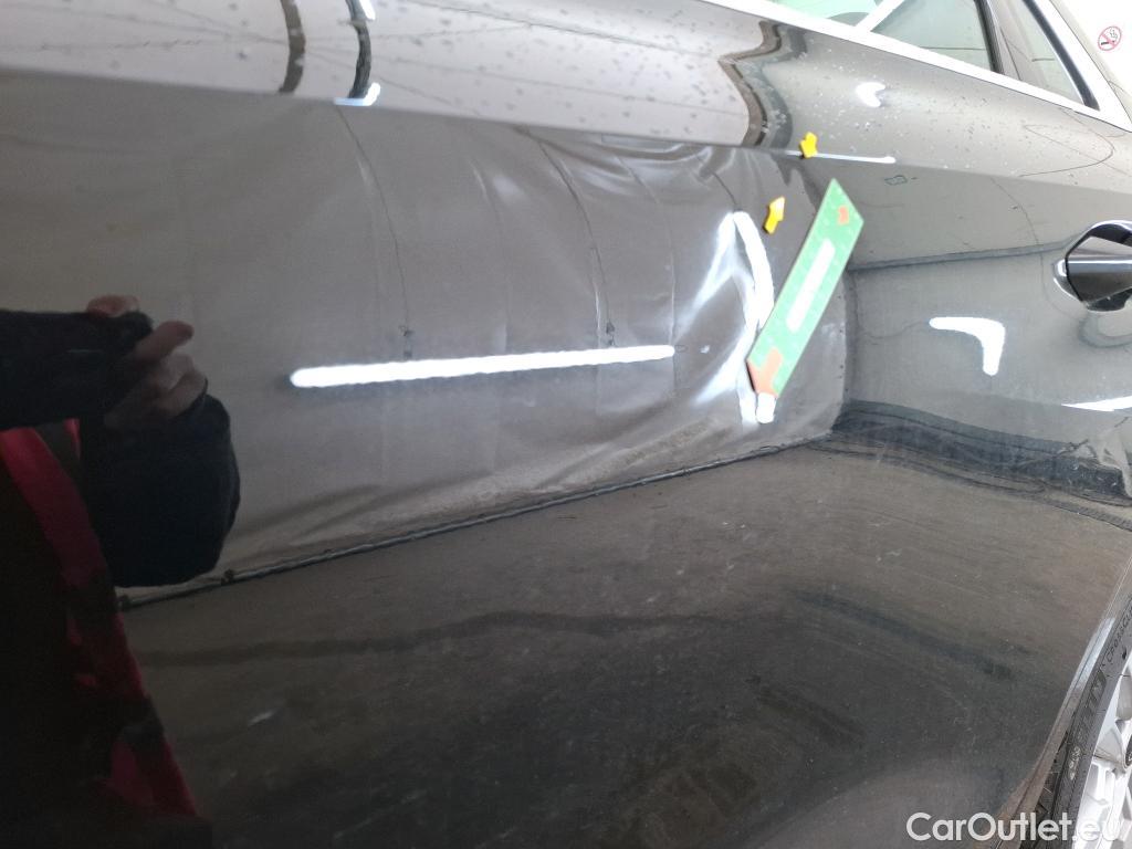  Audi  A3 AUDI  Berline / 2020 / 4P / Berline 30 TFSI MHEV S Tronic 110 Business Line #30