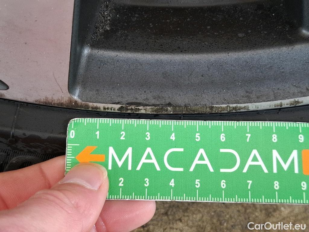  Audi  A4  Avant 35 TDI Avus 2.0 TDI 165CV BVA7 E6d #61