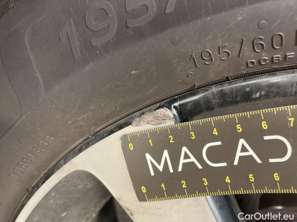  Citroen  C3 CITROEN  Aircross / 2017 / 5P / SUV BlueHDi 100 S&S BVM6 Shine Business #22