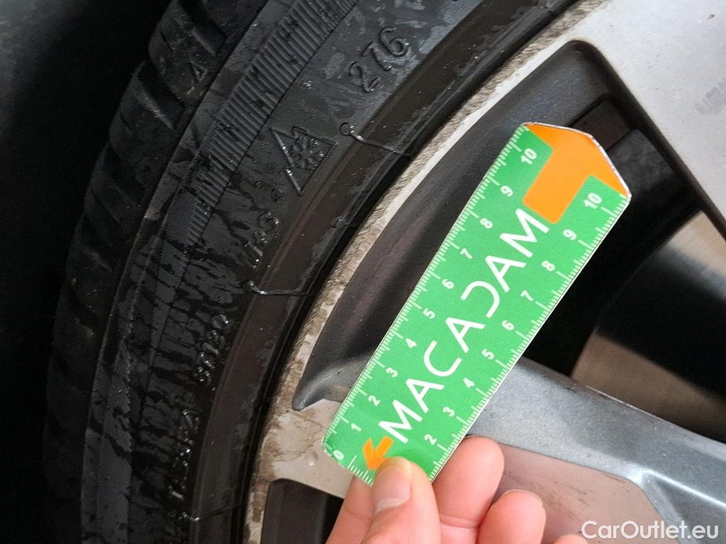  Audi  A4  Avant 35 TDI Avus 2.0 TDI 165CV BVA7 E6d #64