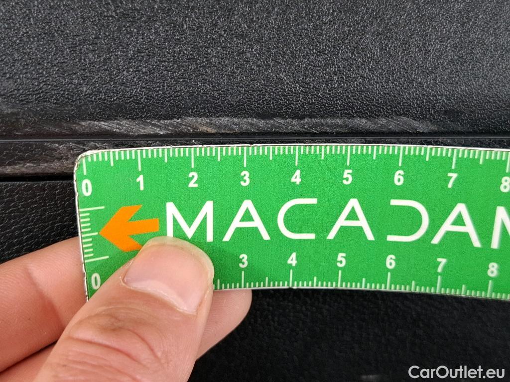  Audi  A4  Avant 35 TDI Avus 2.0 TDI 165CV BVA7 E6d #77