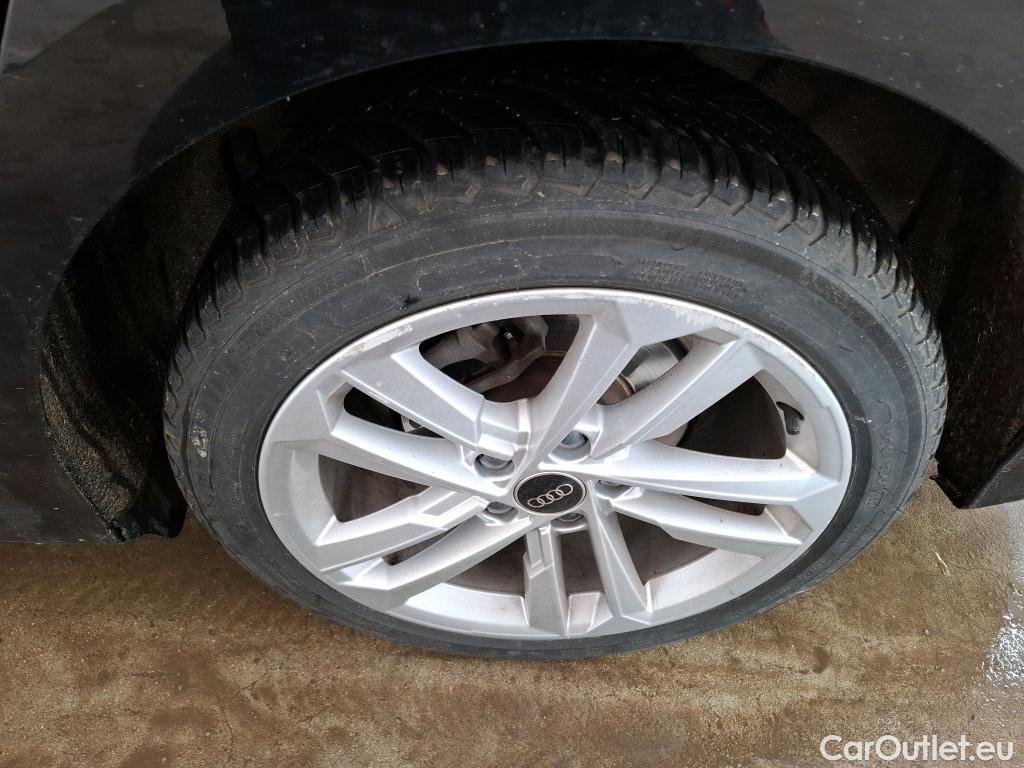  Audi  A3 AUDI  Berline / 2020 / 4P / Berline 30 TFSI MHEV S Tronic 110 Business Line #6