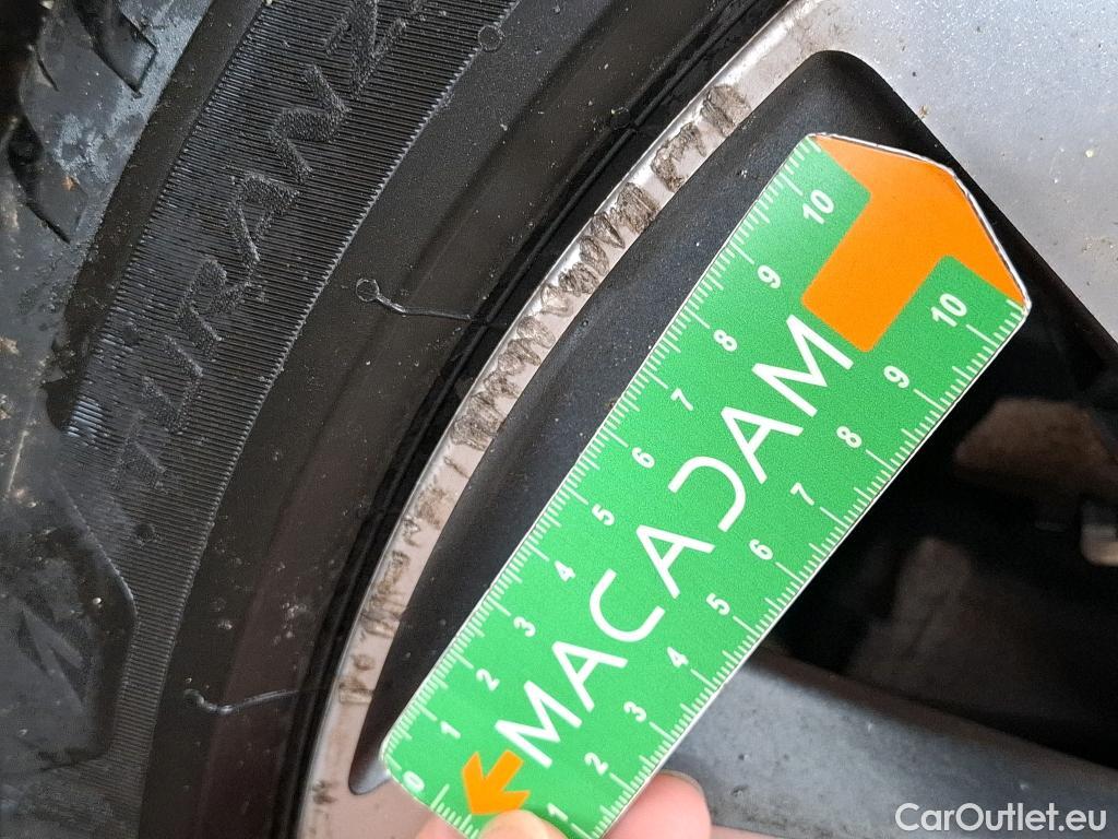  Audi  A4  Avant 35 TDI Avus 2.0 TDI 165CV BVA7 E6d #69