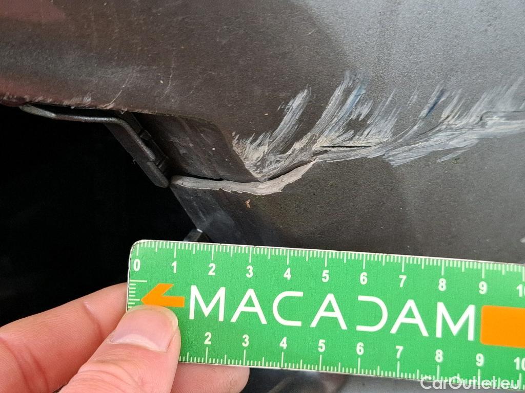  Audi  A4  Avant 35 TDI Avus 2.0 TDI 165CV BVA7 E6d #21