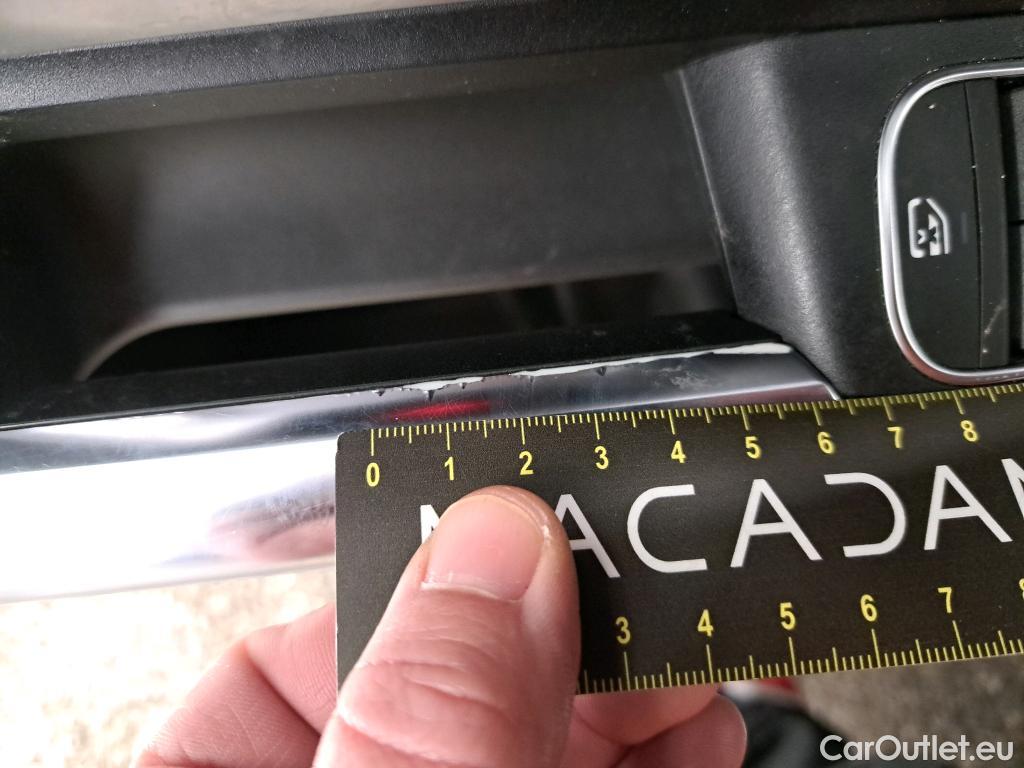  Mercedes  GLA MERCEDES-BENZ  / 2020 / 5P / SUV 2.0  220D AMG LINE 4MATIC DCT #5