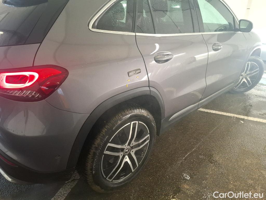  Mercedes  GLA MERCEDES-BENZ  / 2020 / 5P / SUV 1.3  200 BUSINESS LINE DCT #1