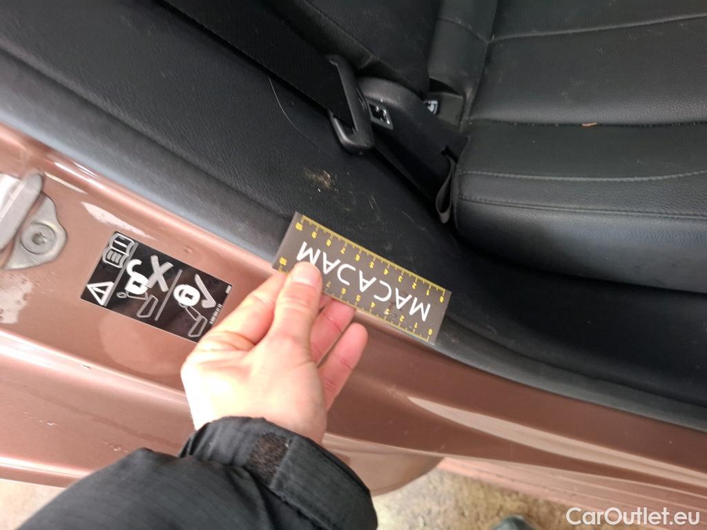  Mercedes  B-Klasse MERCEDES-BENZ Classe B / 2019 / 5P / monospace B 200 d Progressive Line Edition BA8 #32