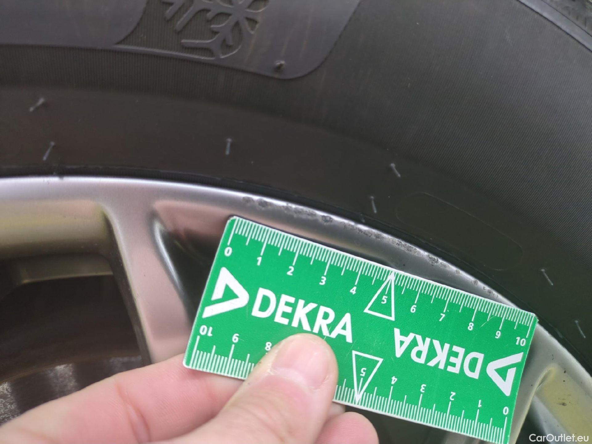  Ford  Mondeo FORD  SW / 2019 / 5P / Break SW 2.0 HYBRID 187 auto Titanium Business #4