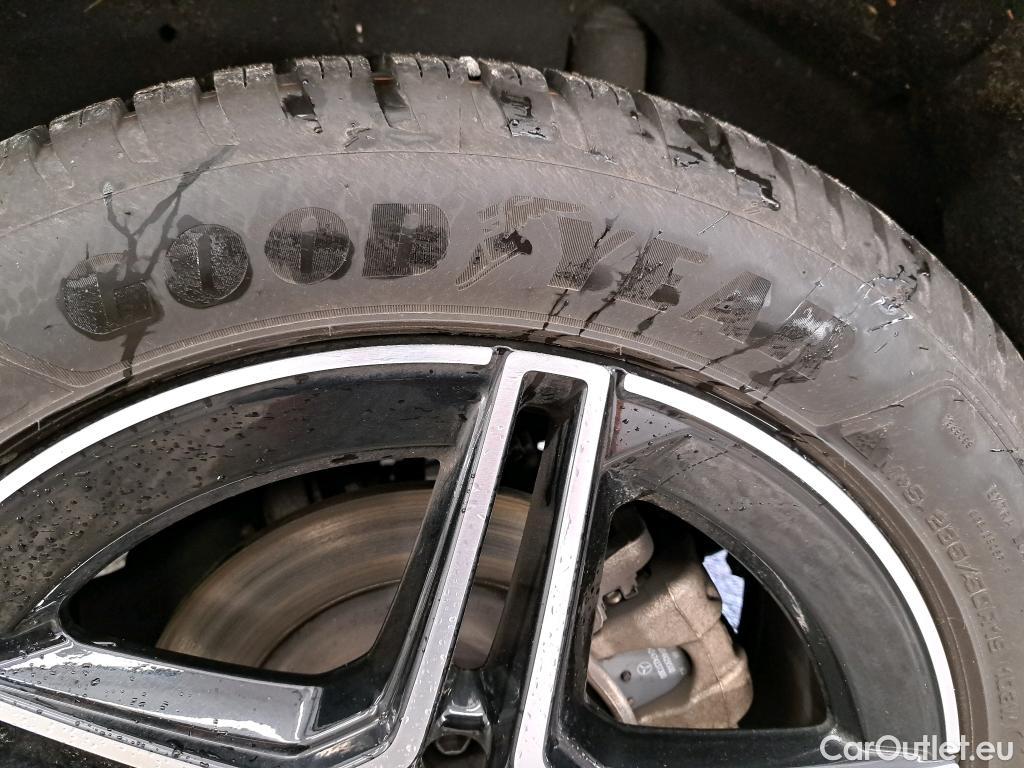  Mercedes  GLA MERCEDES-BENZ  / 2020 / 5P / SUV 2.0  220D AMG LINE 4MATIC DCT #19