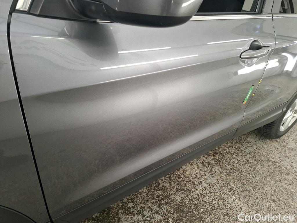  Nissan  Qashqai NISSAN  / 2017 / 5P / Crossover 1.3 DIG-T 160 DCT Business Edition #6