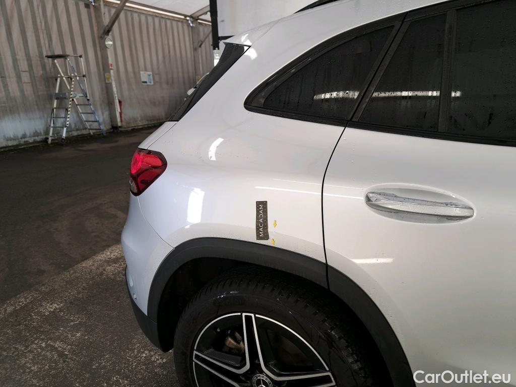  Mercedes  GLA MERCEDES-BENZ  / 2020 / 5P / SUV 2.0  220D AMG LINE 4MATIC DCT #13