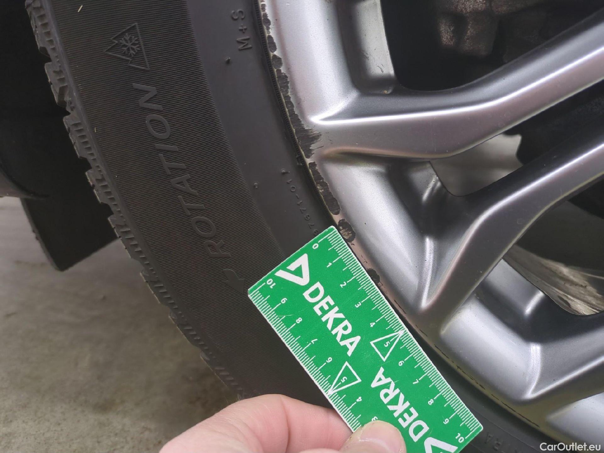  Ford  Mondeo FORD  SW / 2019 / 5P / Break SW 2.0 HYBRID 187 auto Titanium Business #2