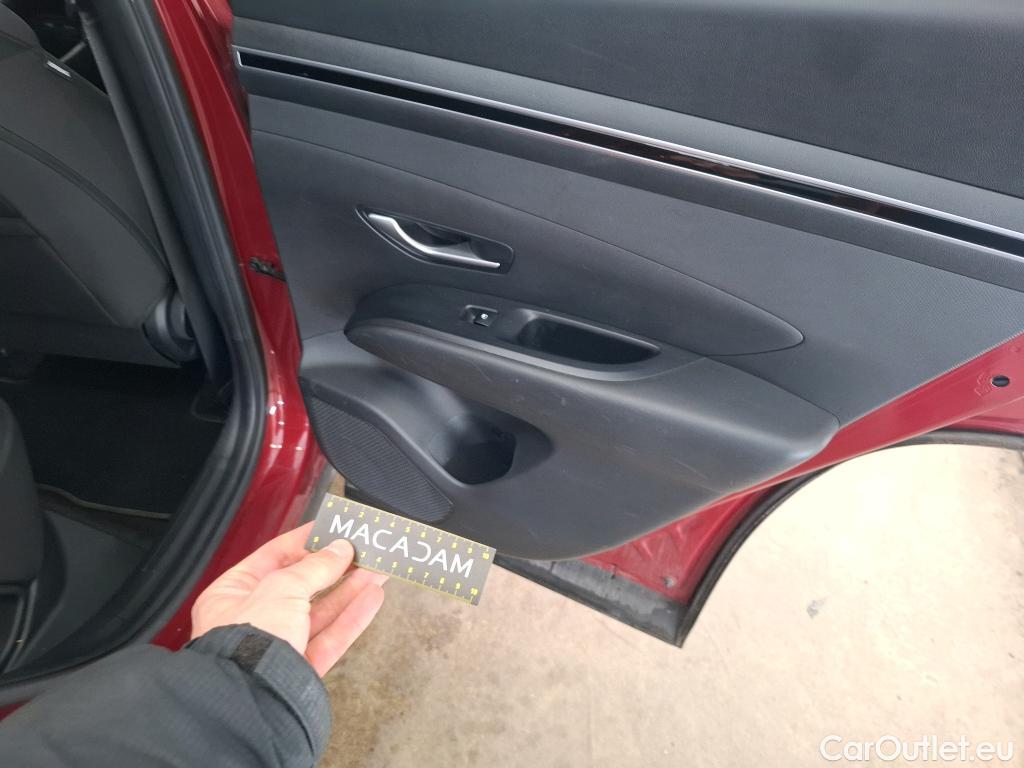  Hyundai  Tucson HYUNDAI  / 2020 / 5P / SUV 1.6 CRDI 136 DCT-7 HYBRID 48V BUSINESS #24