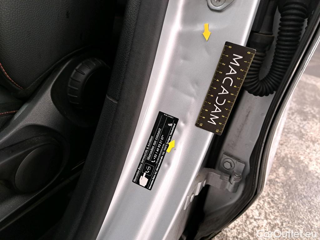  Mercedes  GLA MERCEDES-BENZ  / 2020 / 5P / SUV 2.0  220D AMG LINE 4MATIC DCT #2