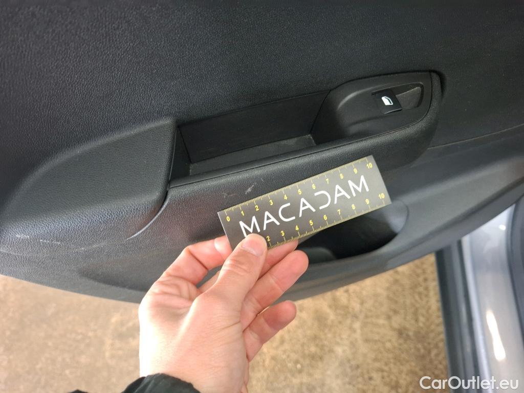  Opel  Crossland  X Elegance Business 1.2 Turbo 110CV BVM6 E6d #9