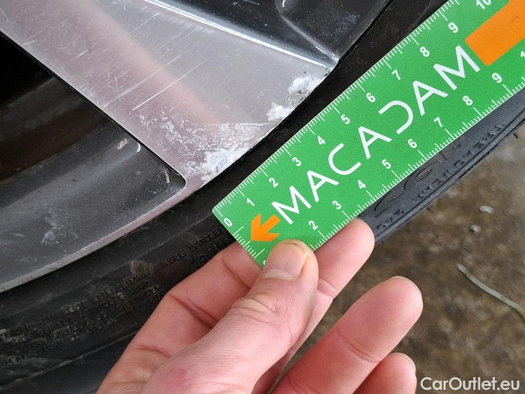  Peugeot  2008  Allure Business 1.2 PureTech 110CV BVM5 E6 #35