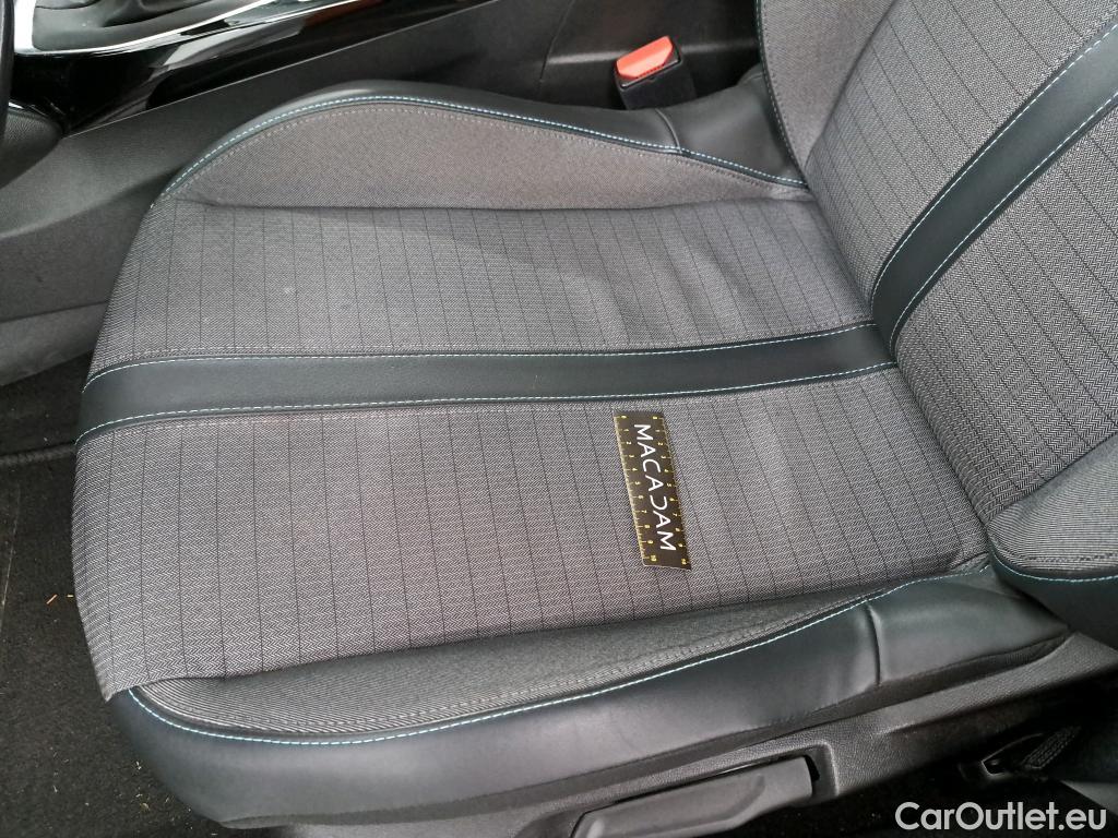  Peugeot  2008  Allure Pack 1.5 HDi 110CV BVM6 E6d #16