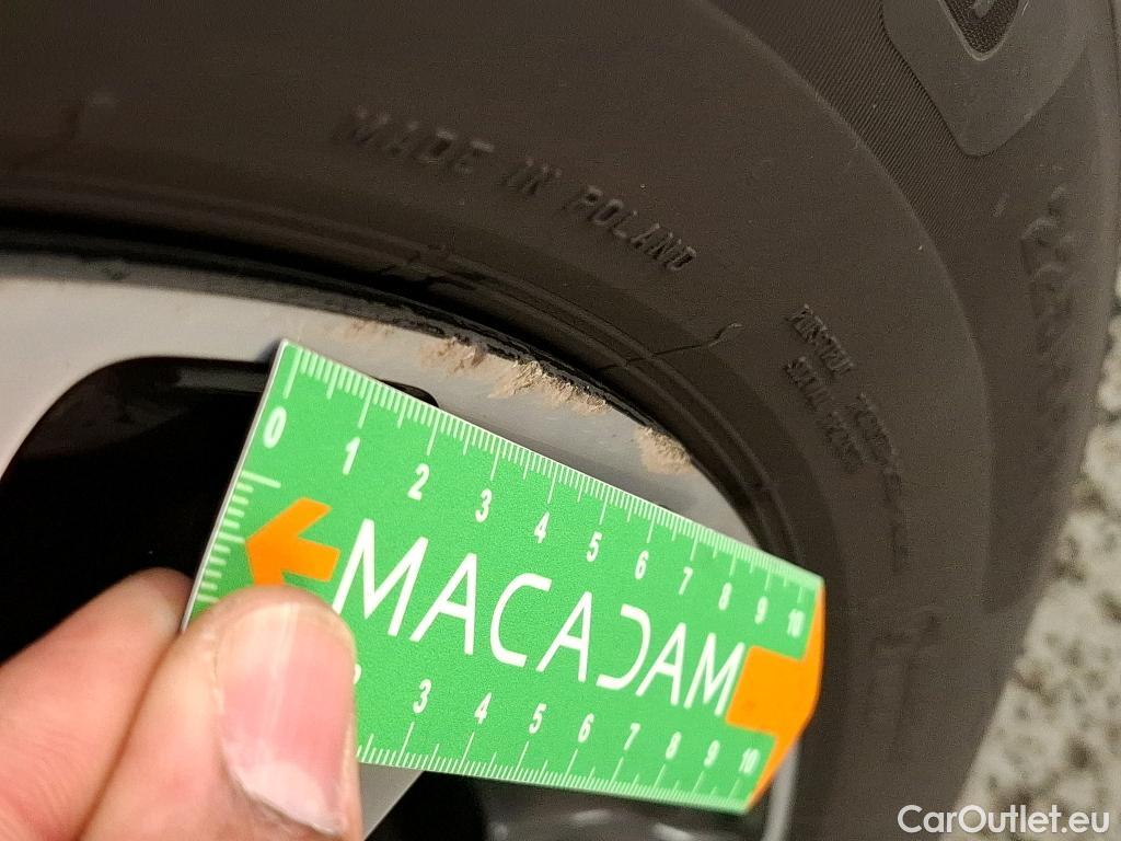  Opel   Grandland X Grandland X Elegance Business 1.5 130CV BVA8 E6d #19