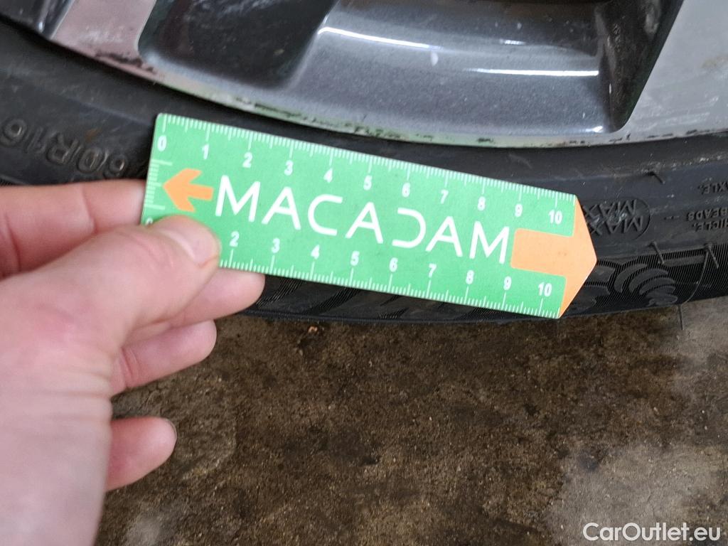  Peugeot  2008  Allure Business 1.2 PureTech 110CV BVM5 E6 #36