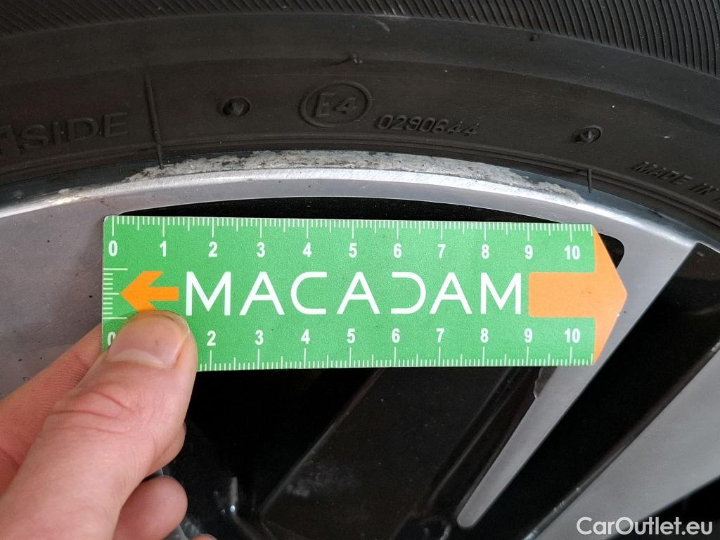  Peugeot  2008  Allure Business 1.2 PureTech 110CV BVM5 E6 #23