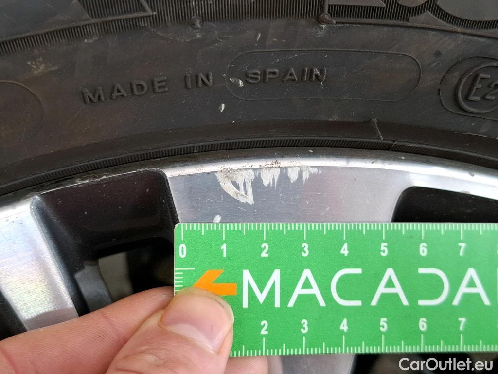  Peugeot  2008  Allure Business 1.2 PureTech 110CV BVM5 E6 #39