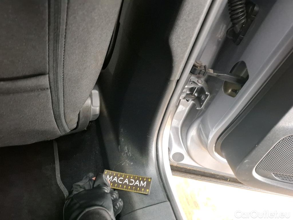  Peugeot  2008  Active Pack 1.5 HDi 110CV BVM6 E6d #21