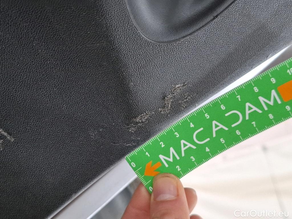  Peugeot  2008  Allure Business 1.2 PureTech 110CV BVM5 E6 #67