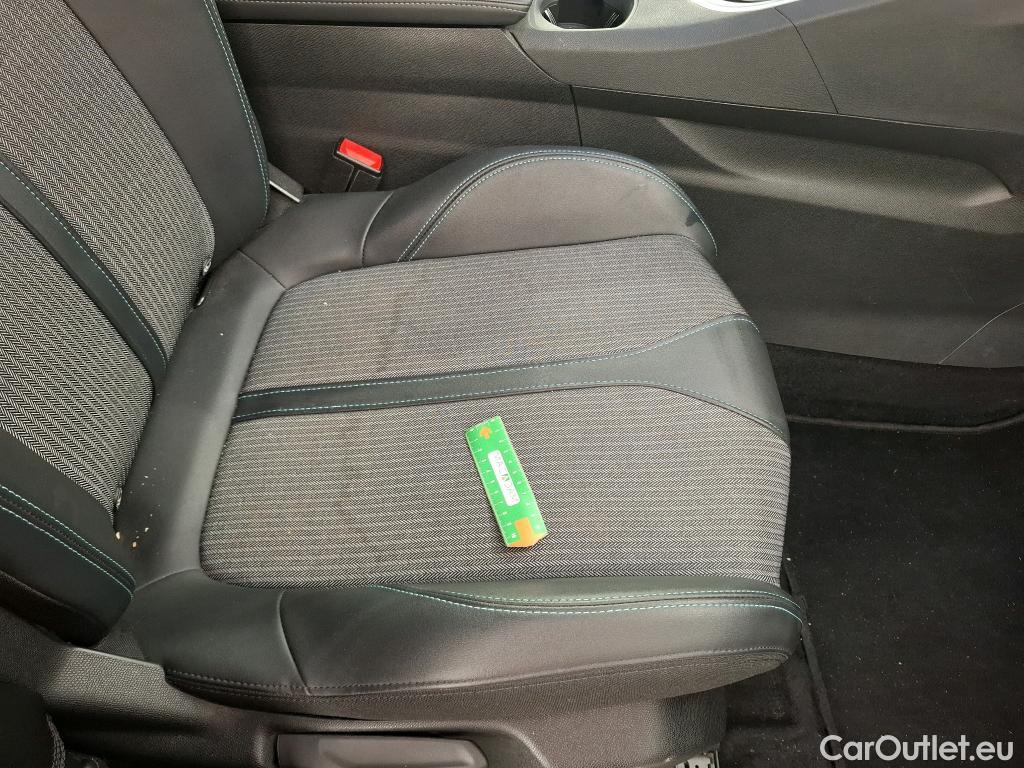  Peugeot  3008  II Allure Pack 1.5 HDi 130CV BVA8 E6d #19