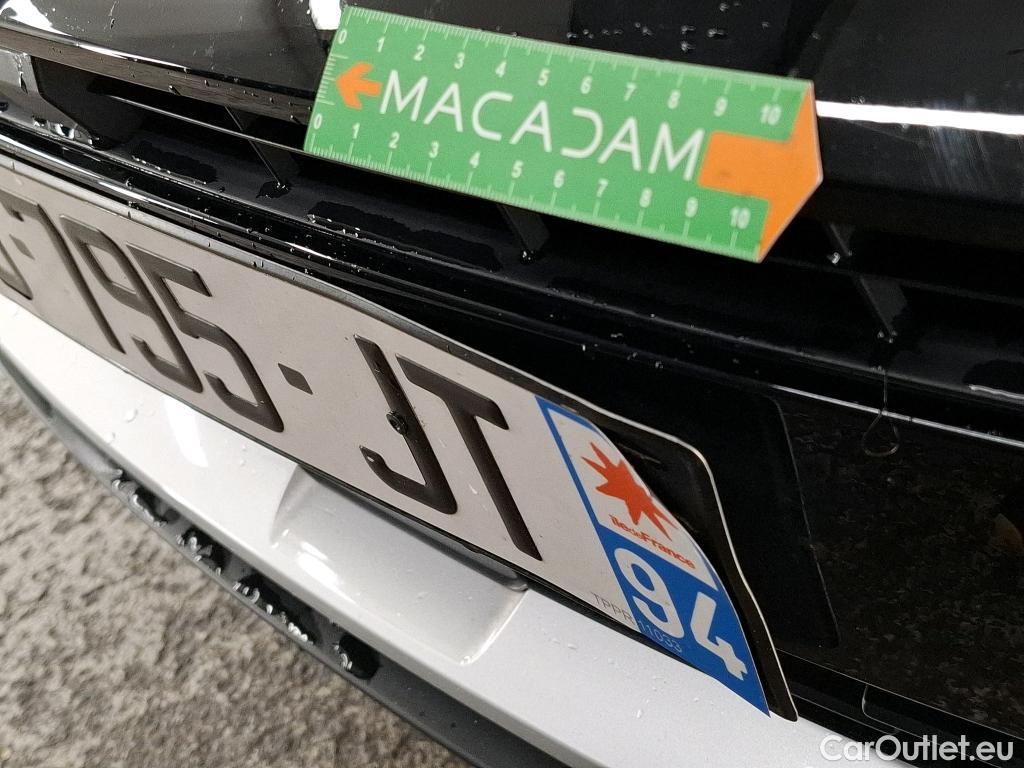  Opel   Grandland X Grandland X Elegance Business 1.5 130CV BVA8 E6d #38