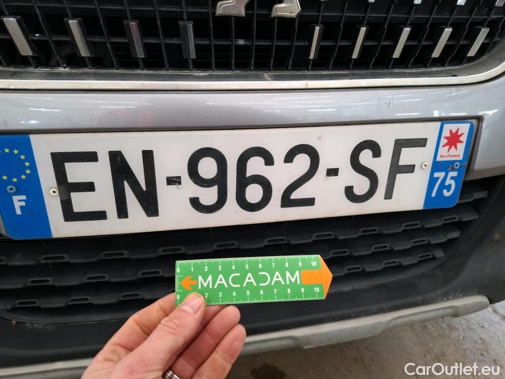  Peugeot  2008  Allure Business 1.2 PureTech 110CV BVM5 E6 #84