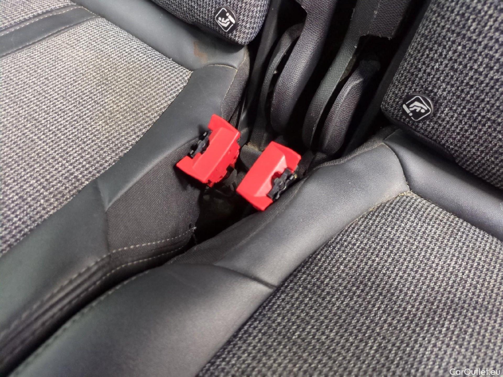  Peugeot  5008  Allure Business 1.5 HDi 130CV BVA8 7 Sieges E6dT #31