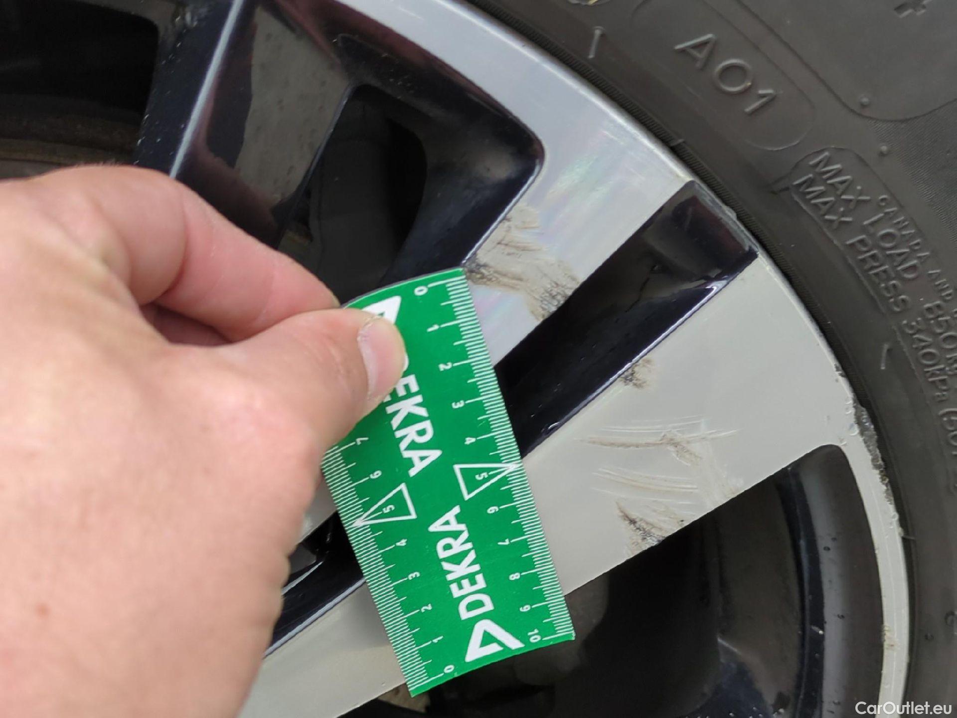  Peugeot  5008  Allure Business 1.5 HDi 130CV BVA8 7 Sieges E6dT #6