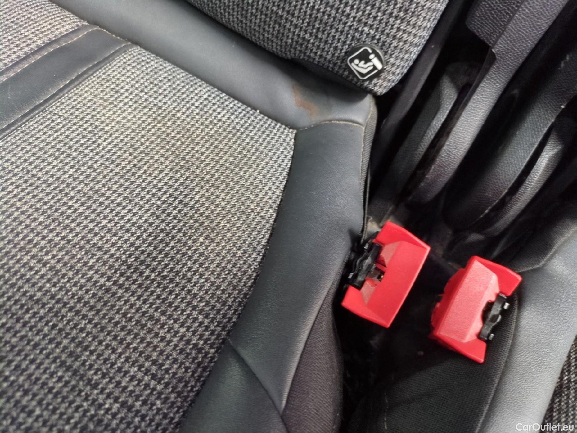  Peugeot  5008  Allure Business 1.5 HDi 130CV BVA8 7 Sieges E6dT #33