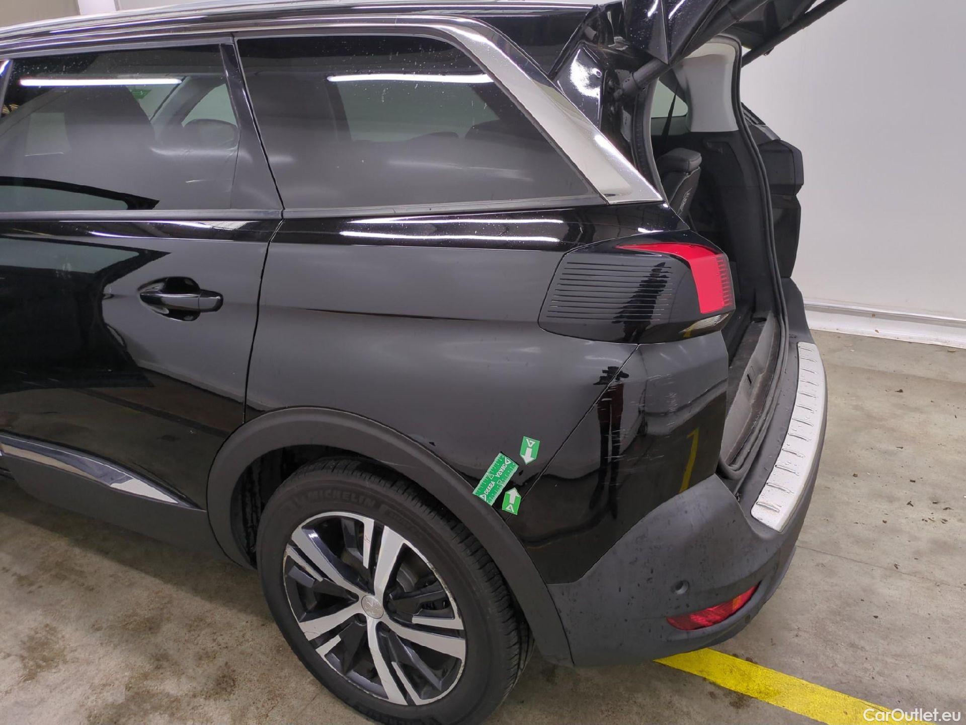  Peugeot  5008  Allure Business 1.5 HDi 130CV BVA8 7 Sieges E6dT #43