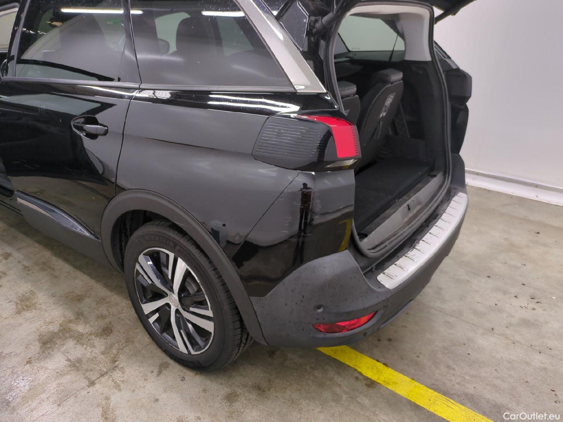  Peugeot  5008  Allure Business 1.5 HDi 130CV BVA8 7 Sieges E6dT #42