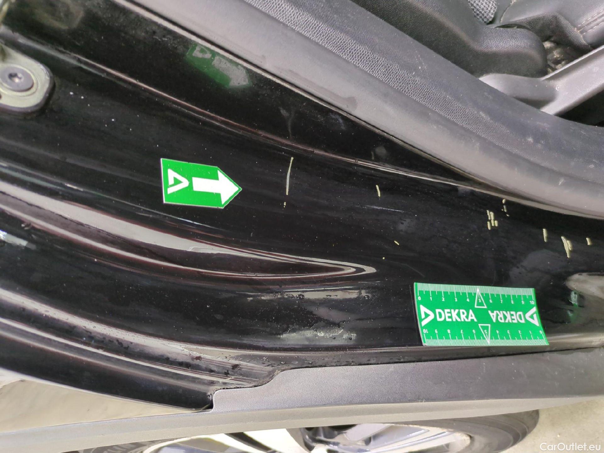  Peugeot  5008  Allure Business 1.5 HDi 130CV BVA8 7 Sieges E6dT #52