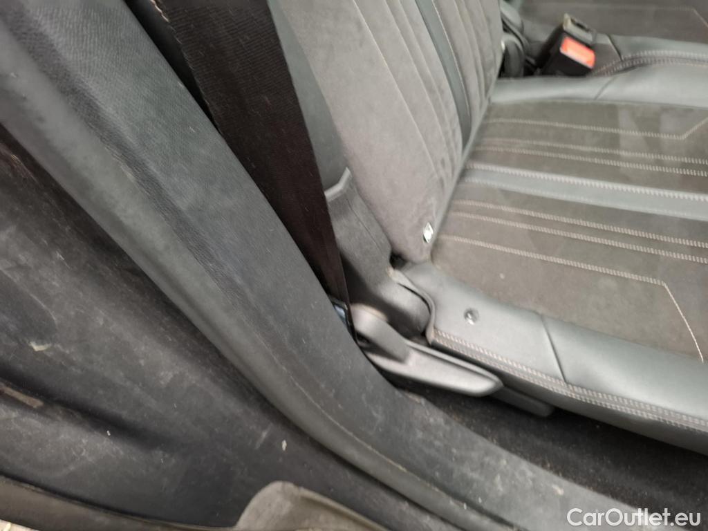  Peugeot  5008 PEUGEOT  / 2020 / 5P / SUV BlueHDi 180 S&S EAT8 GT Pack #30