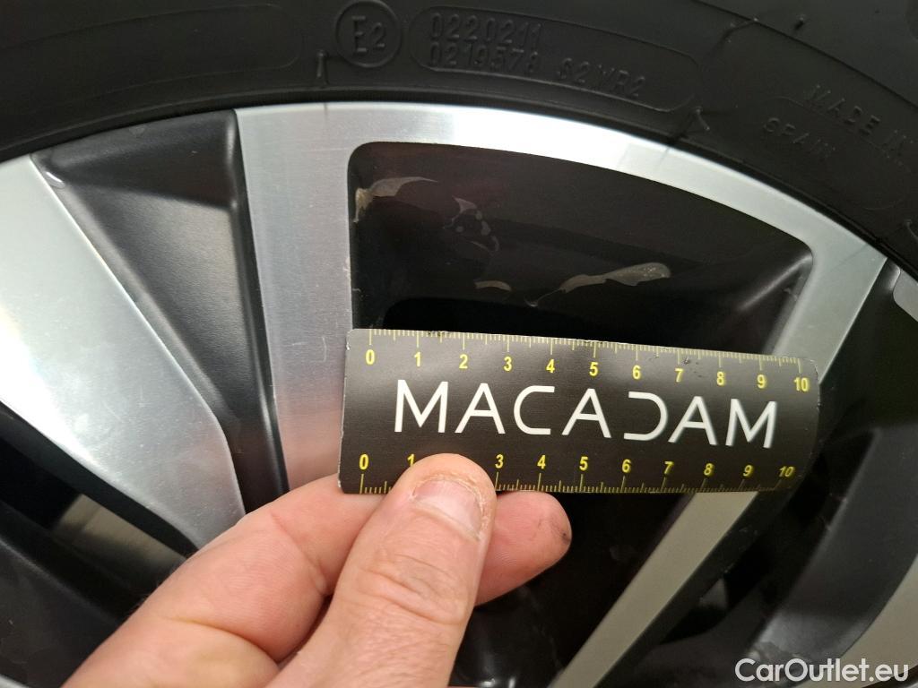  Peugeot  508 PEUGEOT  SW / 2018 / 5P / Break BlueHDi 130 S&S EAT8 Allure Pack #4