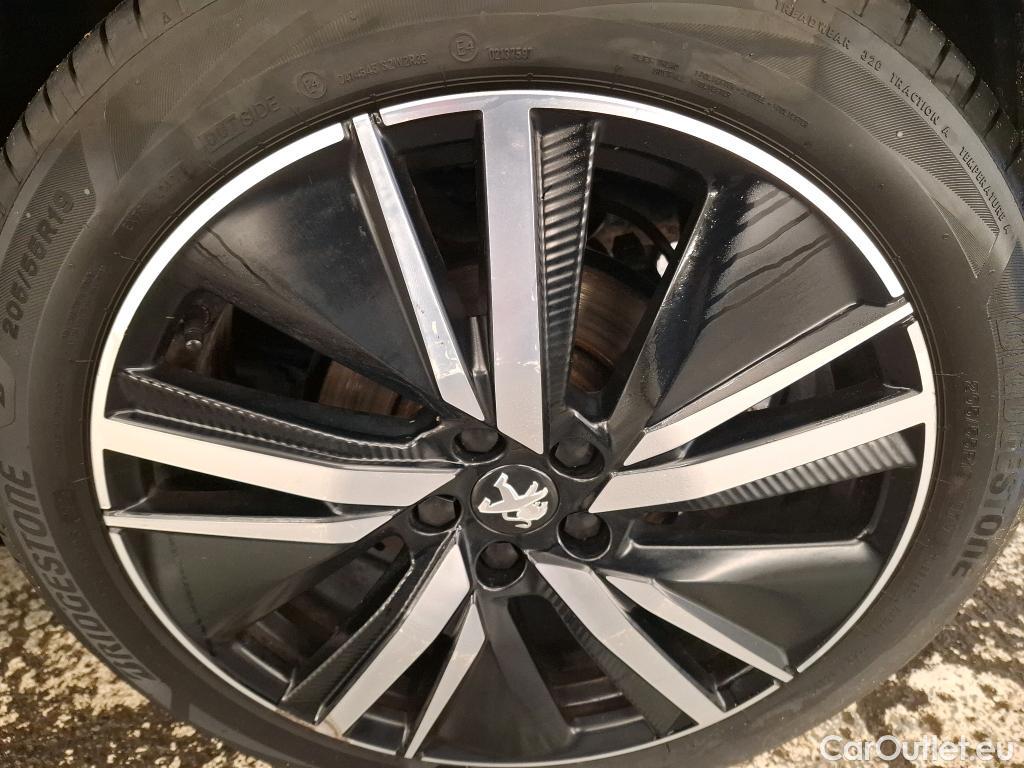  Peugeot  5008 PEUGEOT  / 2020 / 5P / SUV BlueHDi 130 S&S EAT8 GT Pack #20