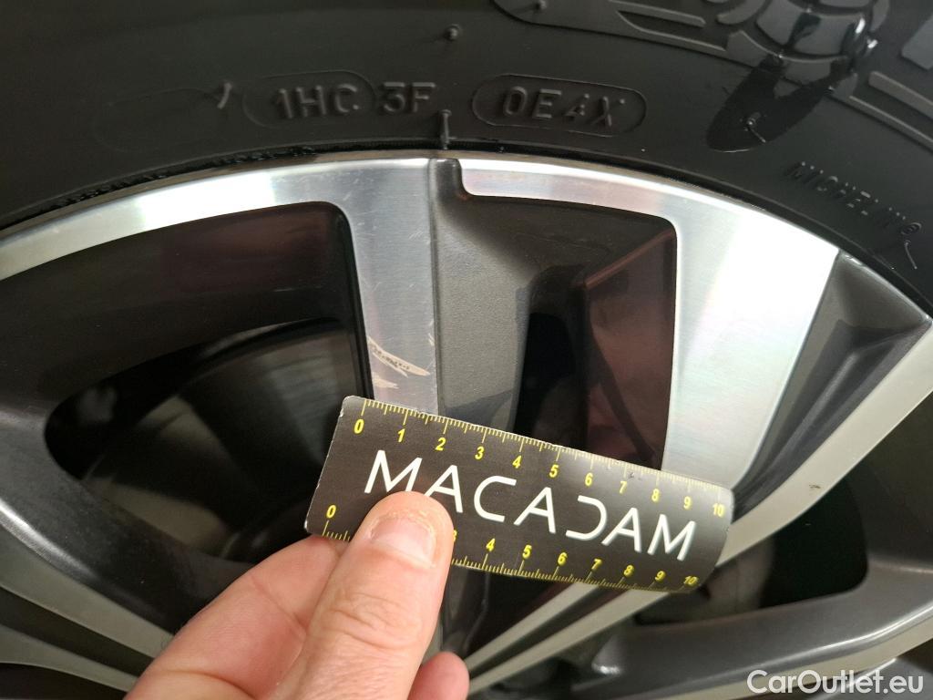  Peugeot  508 PEUGEOT  SW / 2018 / 5P / Break BlueHDi 130 S&S EAT8 Allure Pack #23